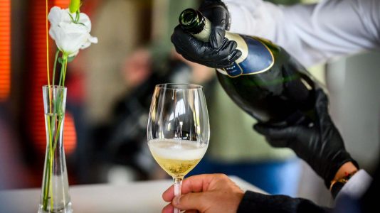 A pezsgőben rejlik a magyarországi borágazat egyik nagy kiugrási lehetősége